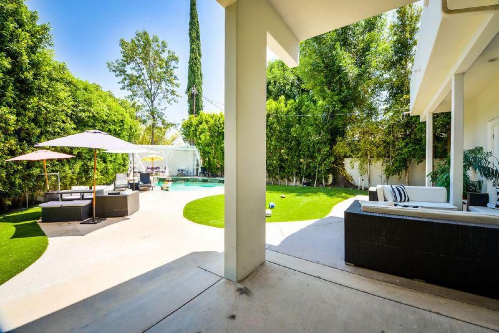 SP's Valley Light and Bright home — photo 7
