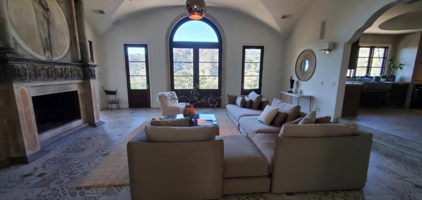 SR Hollywood View house — photo 4