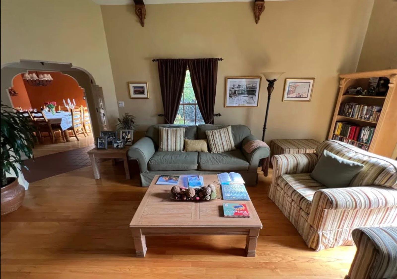 SR's Spanish Bungalow Charmer — photo 9
