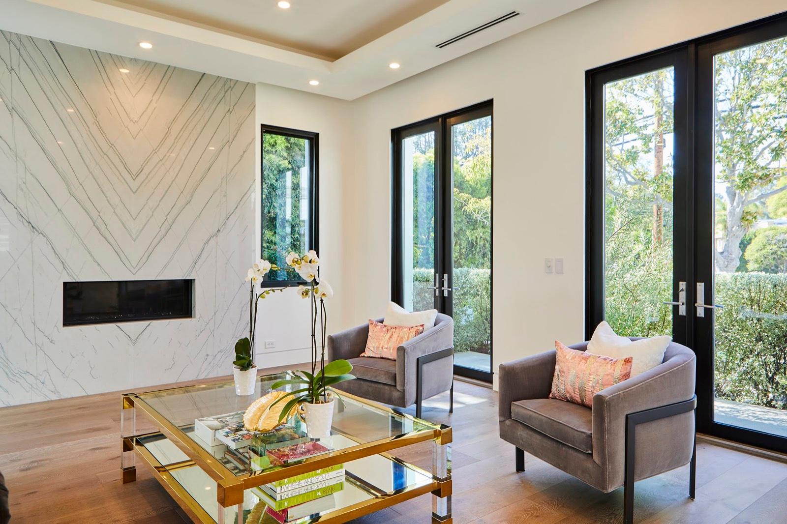 S's Brentwood House — photo 12