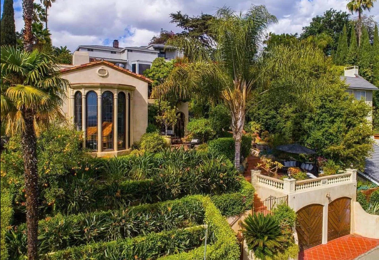 S's Classic Hollywood Look home — photo 2