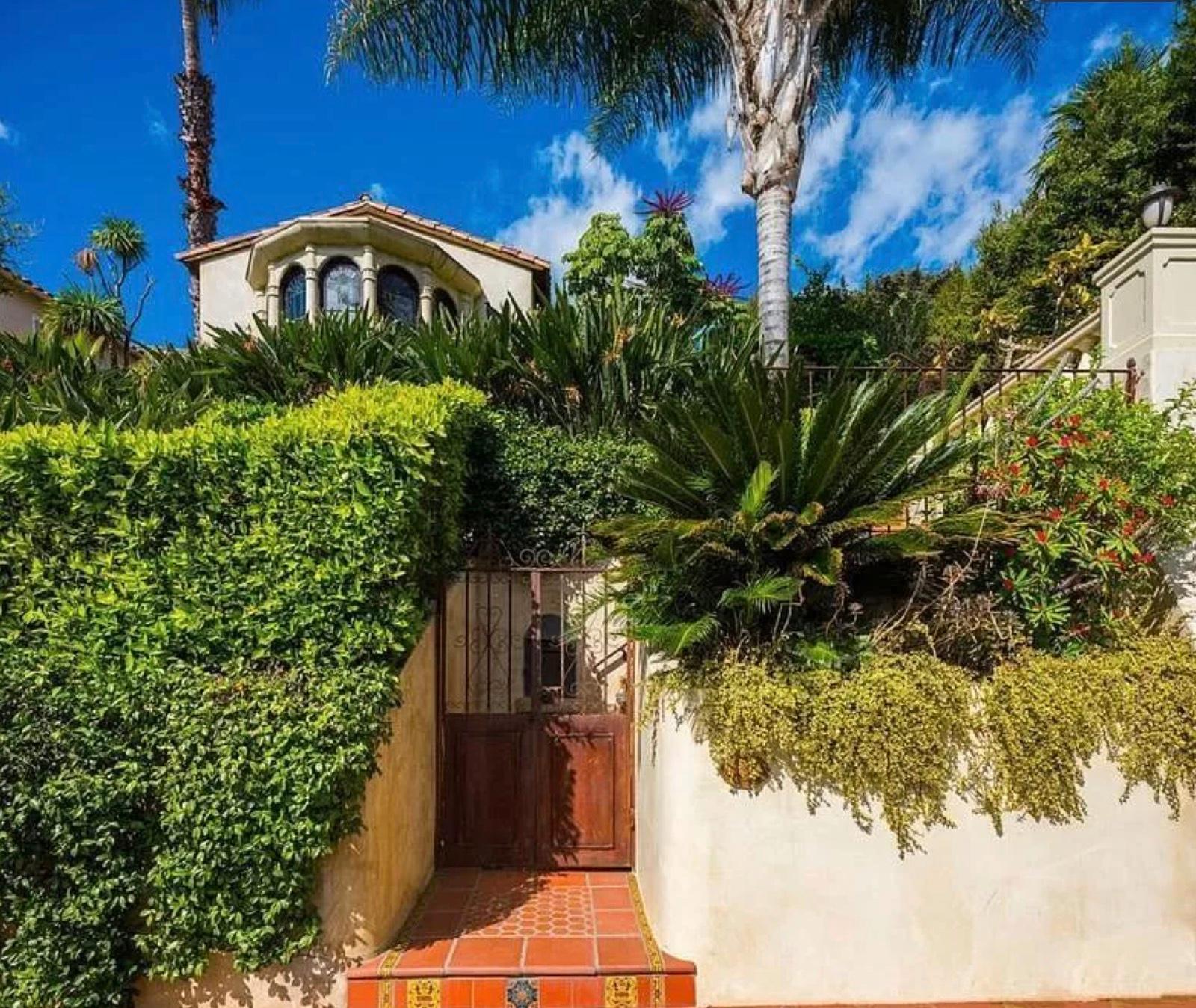 S's Classic Hollywood Look home — photo 4