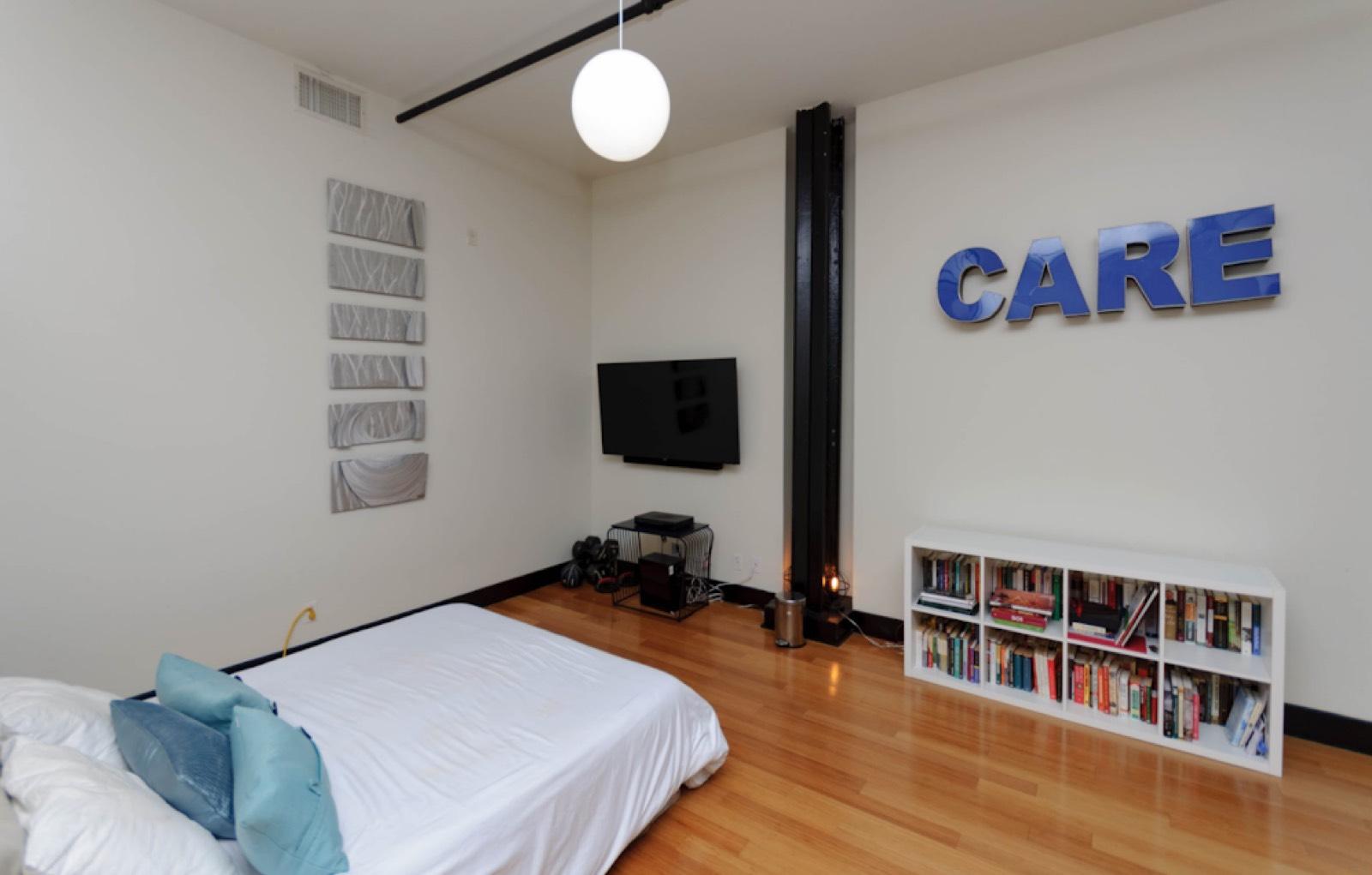 S's Downtown Loft — photo 8
