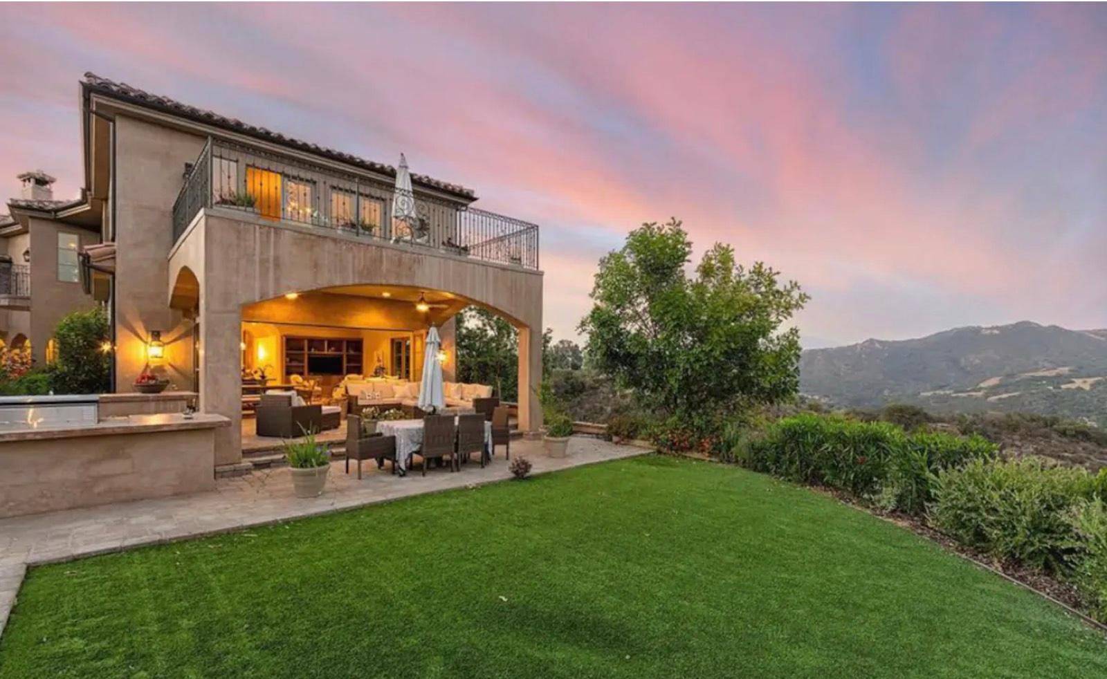 S's Exquisite Mountain Villa — photo 3