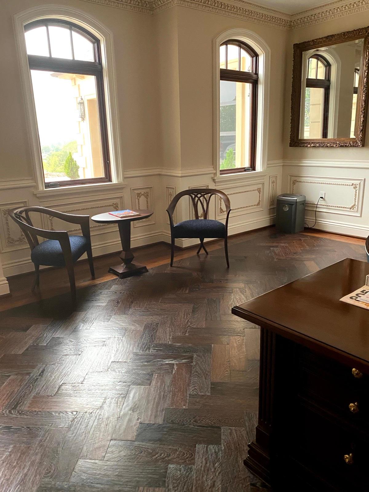 S's French Mansion Chateau — photo 1