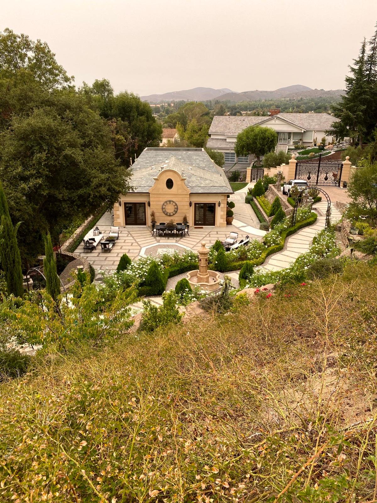S's French Mansion Chateau — photo 7