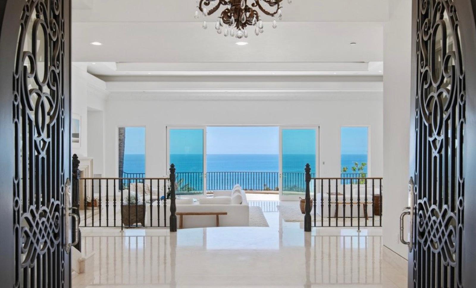 S's Mediterran Ocean Villa Mansion — photo 4