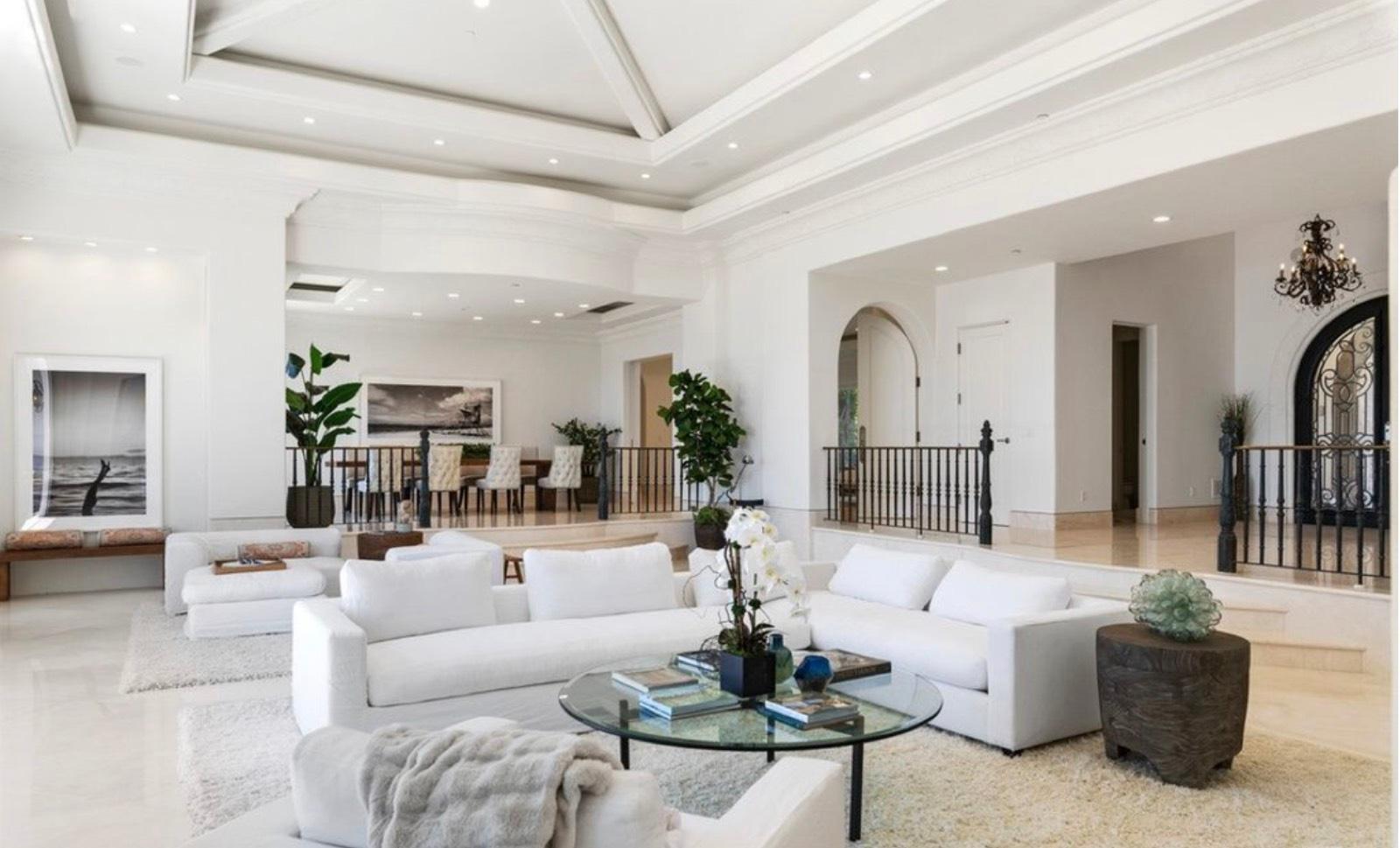 S's Mediterran Ocean Villa Mansion — photo 8