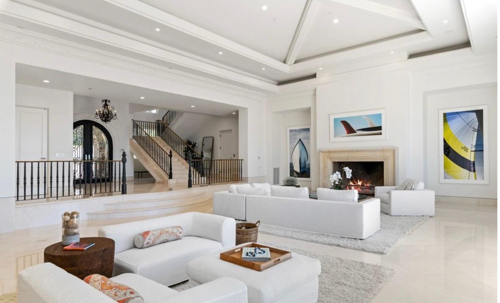 S's Mediterran Ocean Villa Mansion — photo 9
