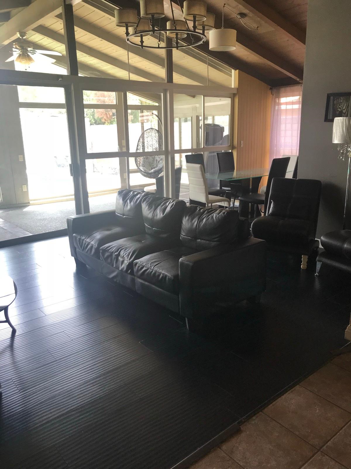 S's Reseda Home — photo 1