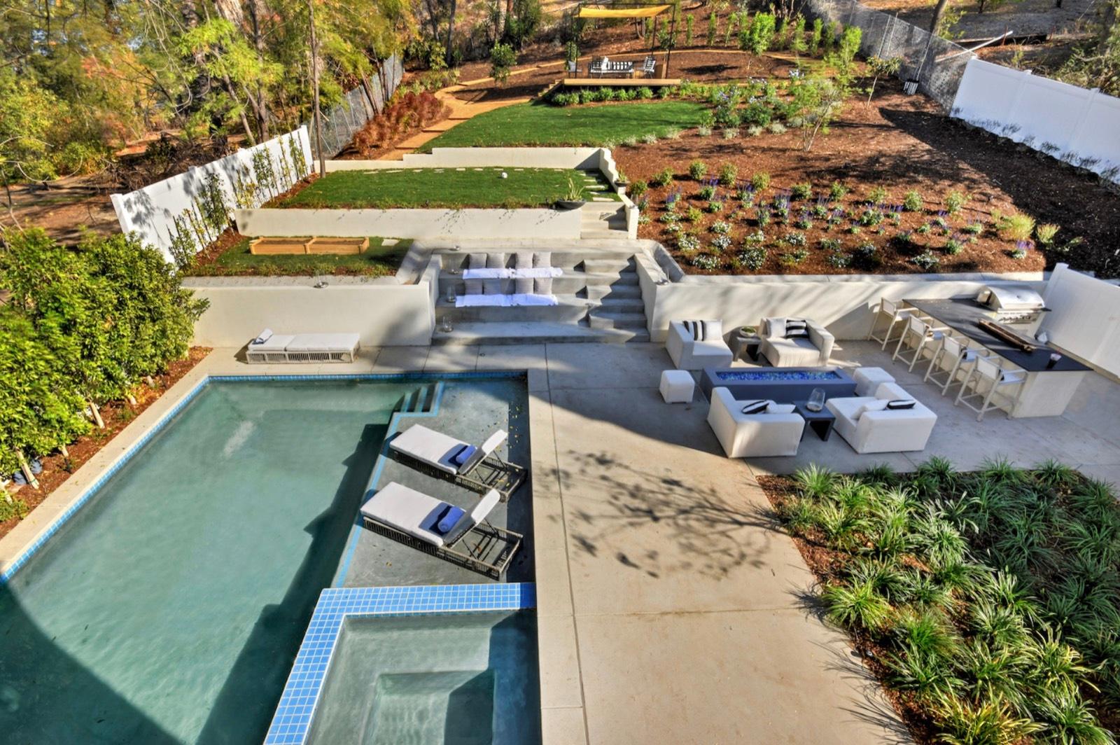 S's Valley Modern Farmhouse — photo 8
