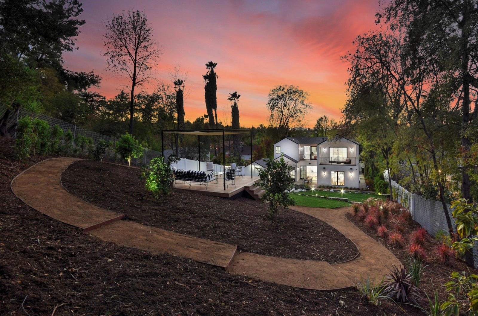 S's Valley Modern Farmhouse — photo 10