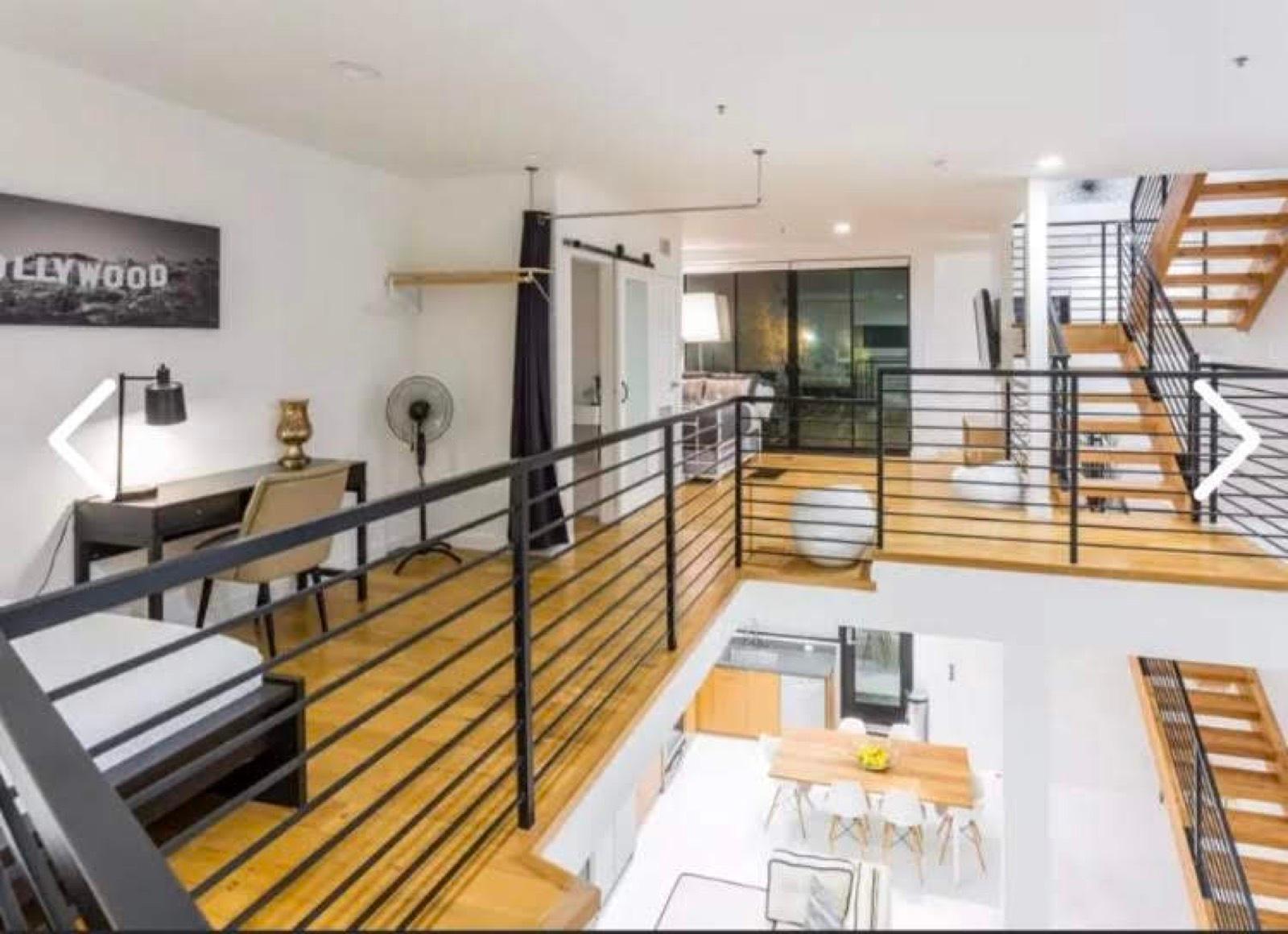 S's Venice Modern Townhouse — photo 6