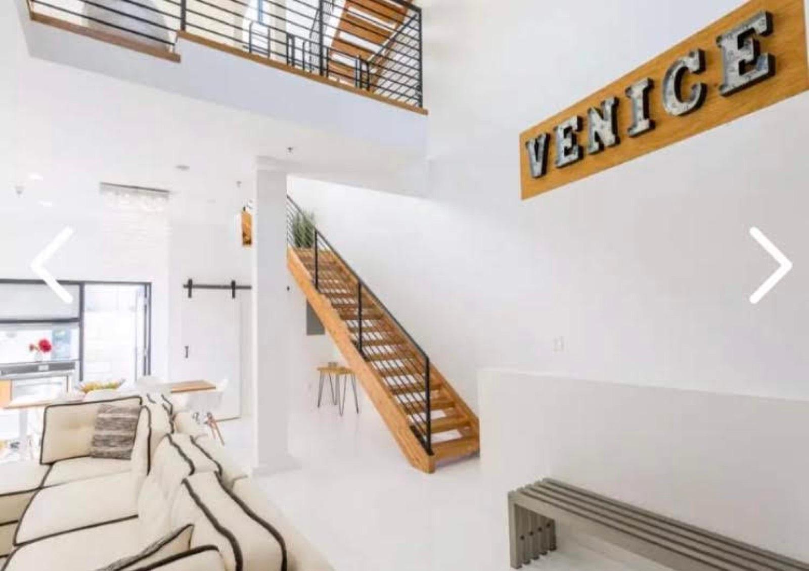 S's Venice Modern Townhouse — photo 7