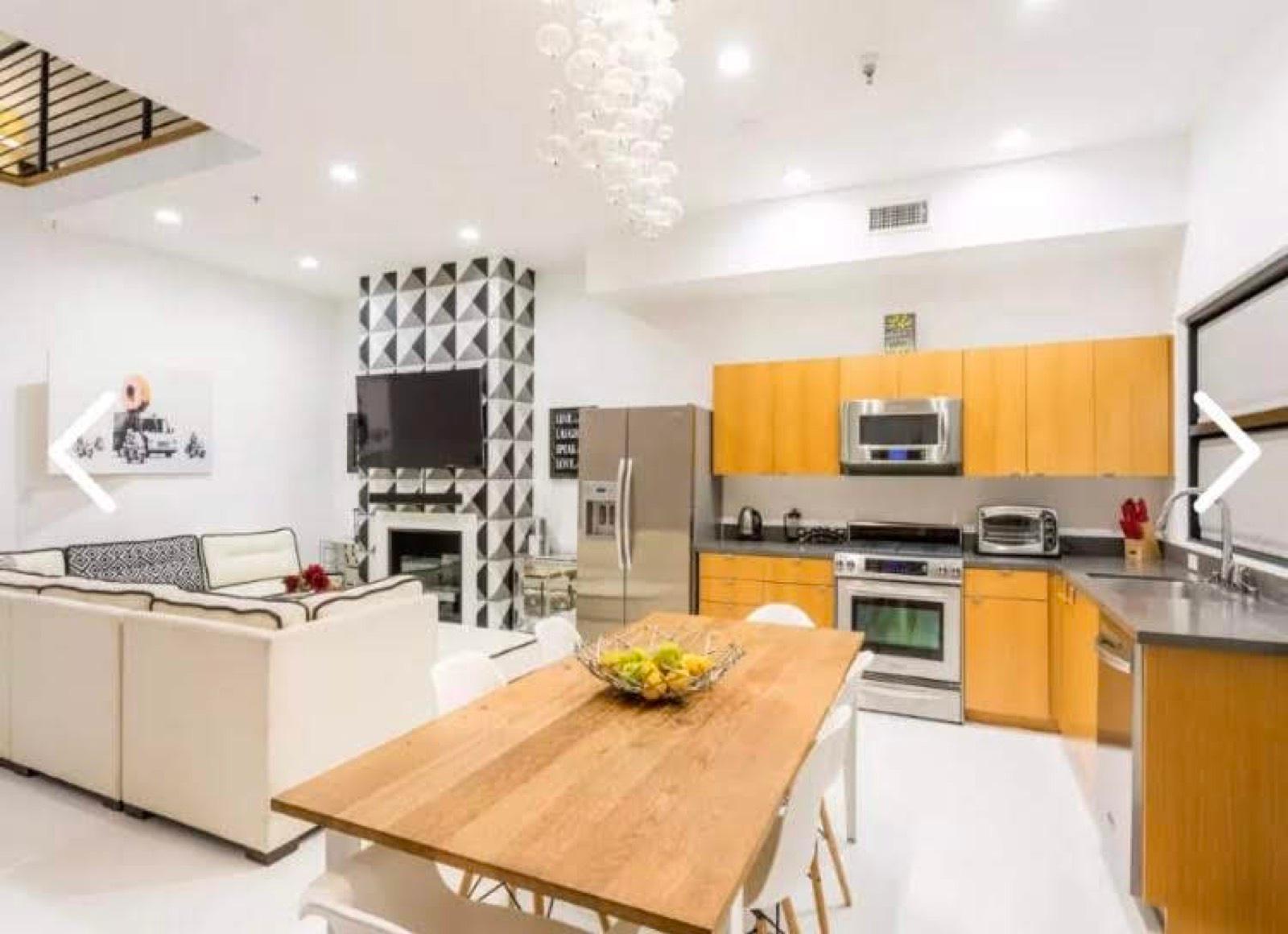 S's Venice Modern Townhouse — photo 10