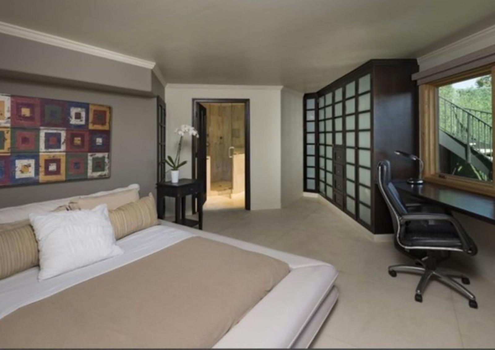 St Ives West Hollywood House — photo 11
