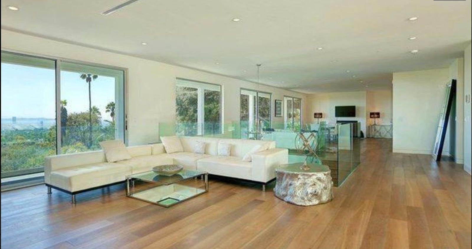 Stanley Ave White Modern — photo 8