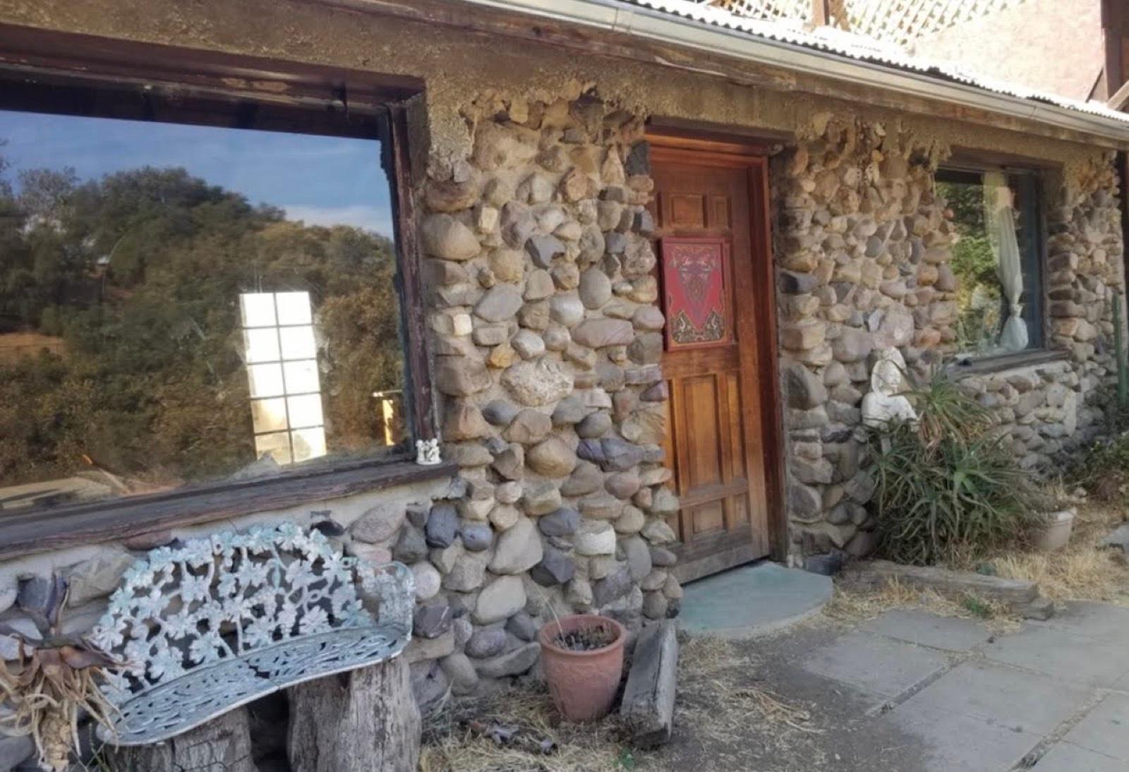 Stone and Cabin in LA — photo 3