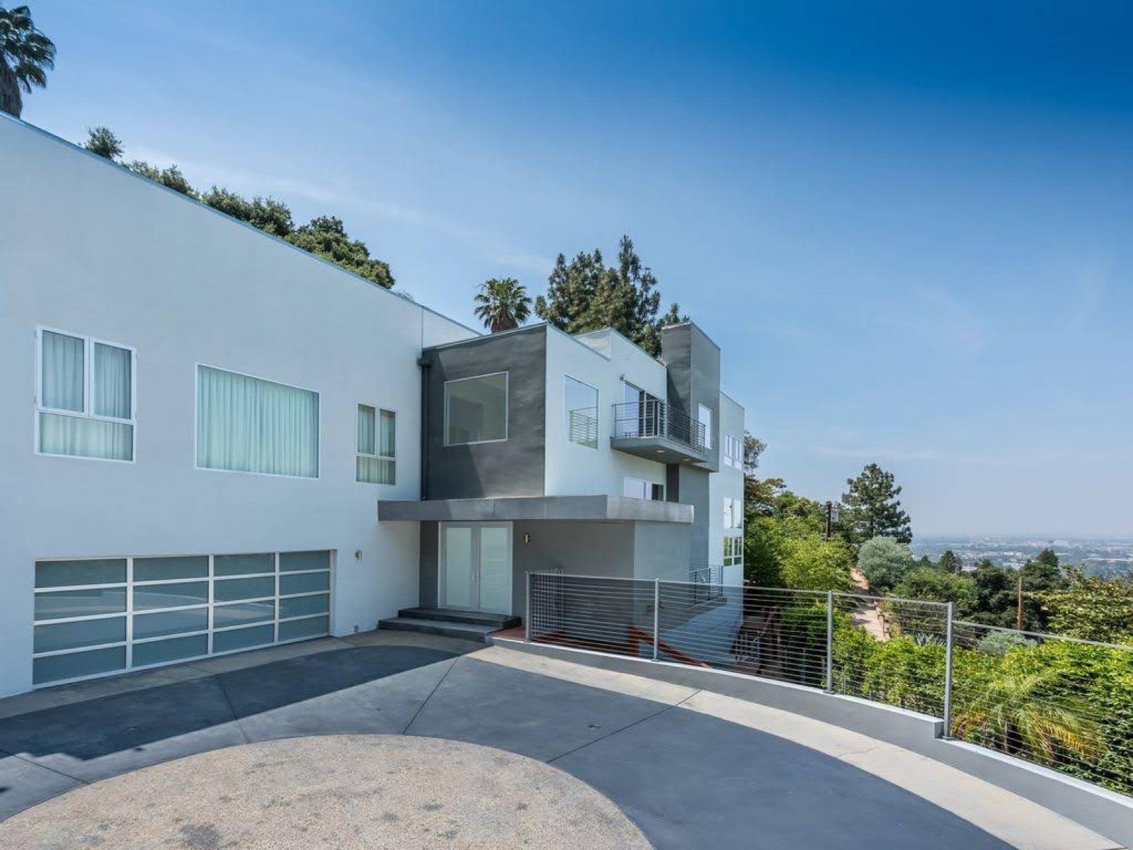 Studio City Modern House — photo 3