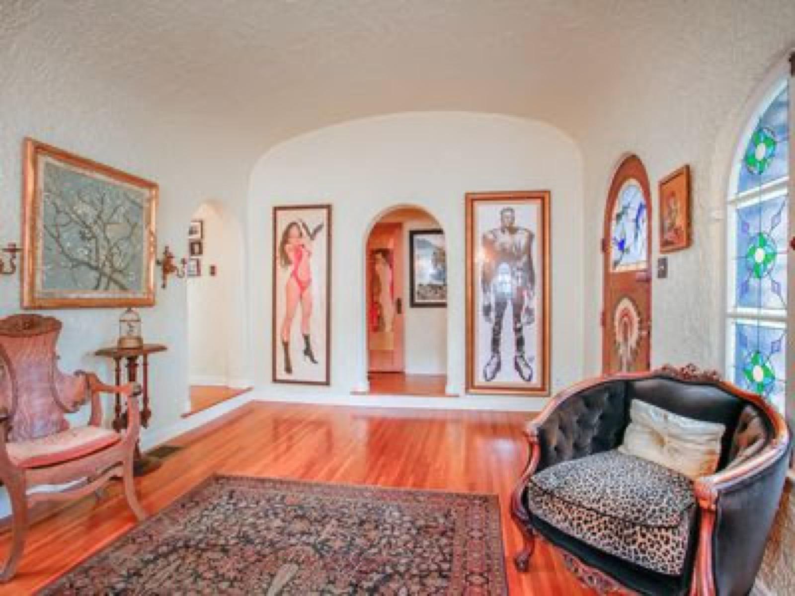 Studio City Stone Cottage — photo 10
