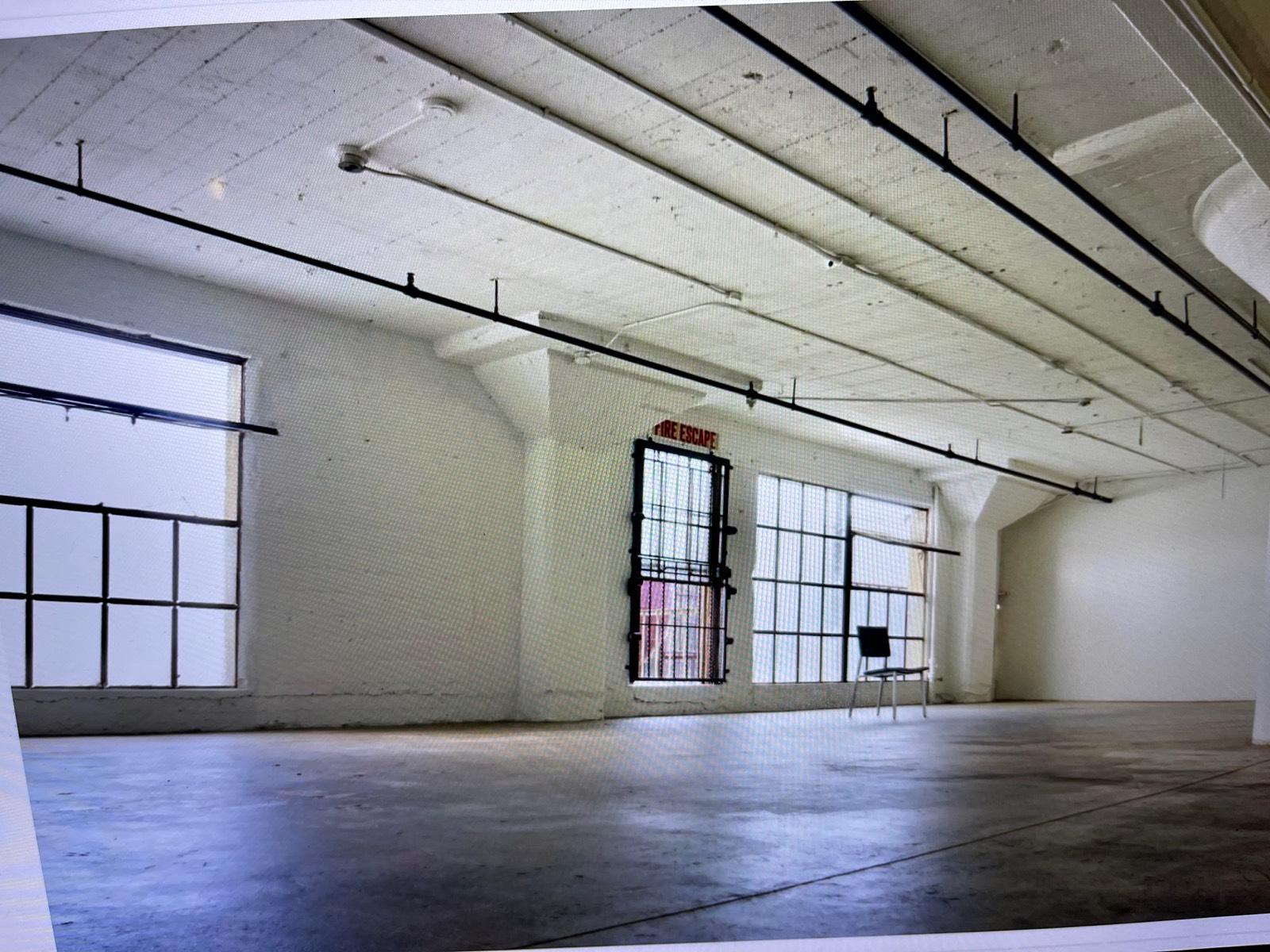 STUDIO LOFT DTLA — photo 3