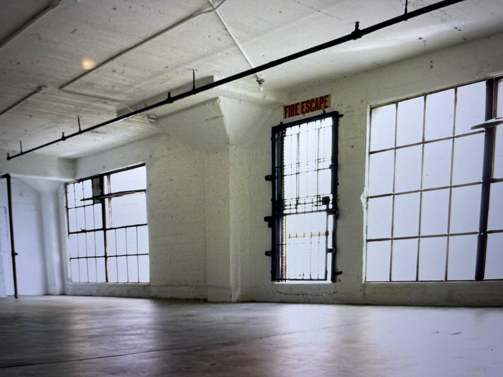STUDIO LOFT DTLA — photo 4