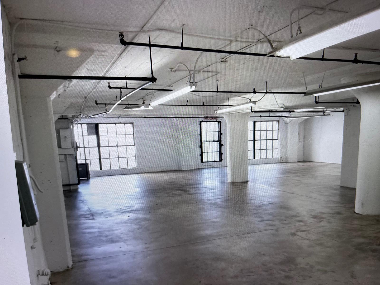 STUDIO LOFT DTLA — photo 10