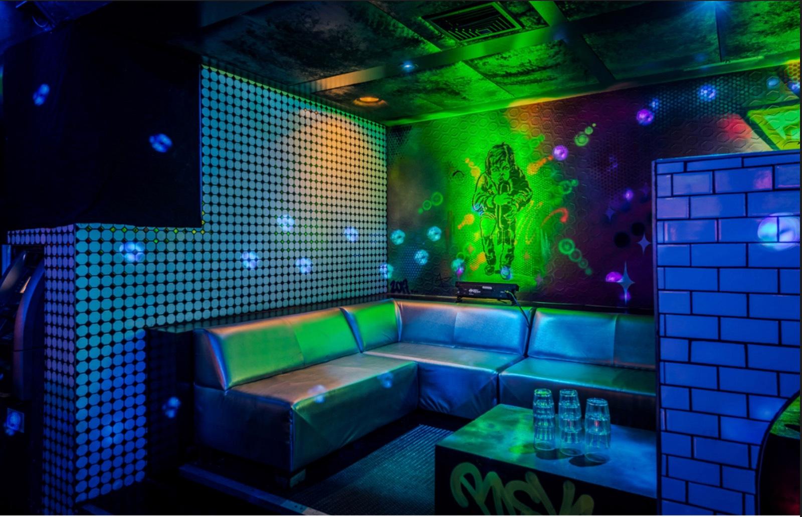 Subway Club Los Angeles — photo 5
