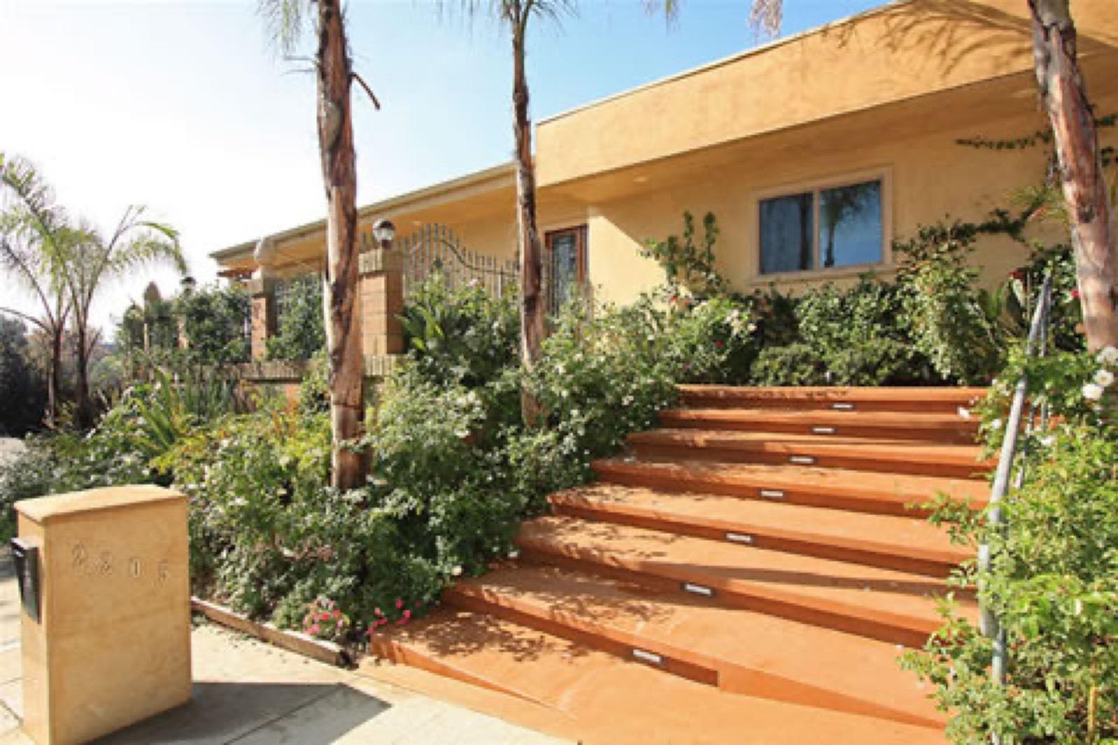 Summit Ridge house — photo 3