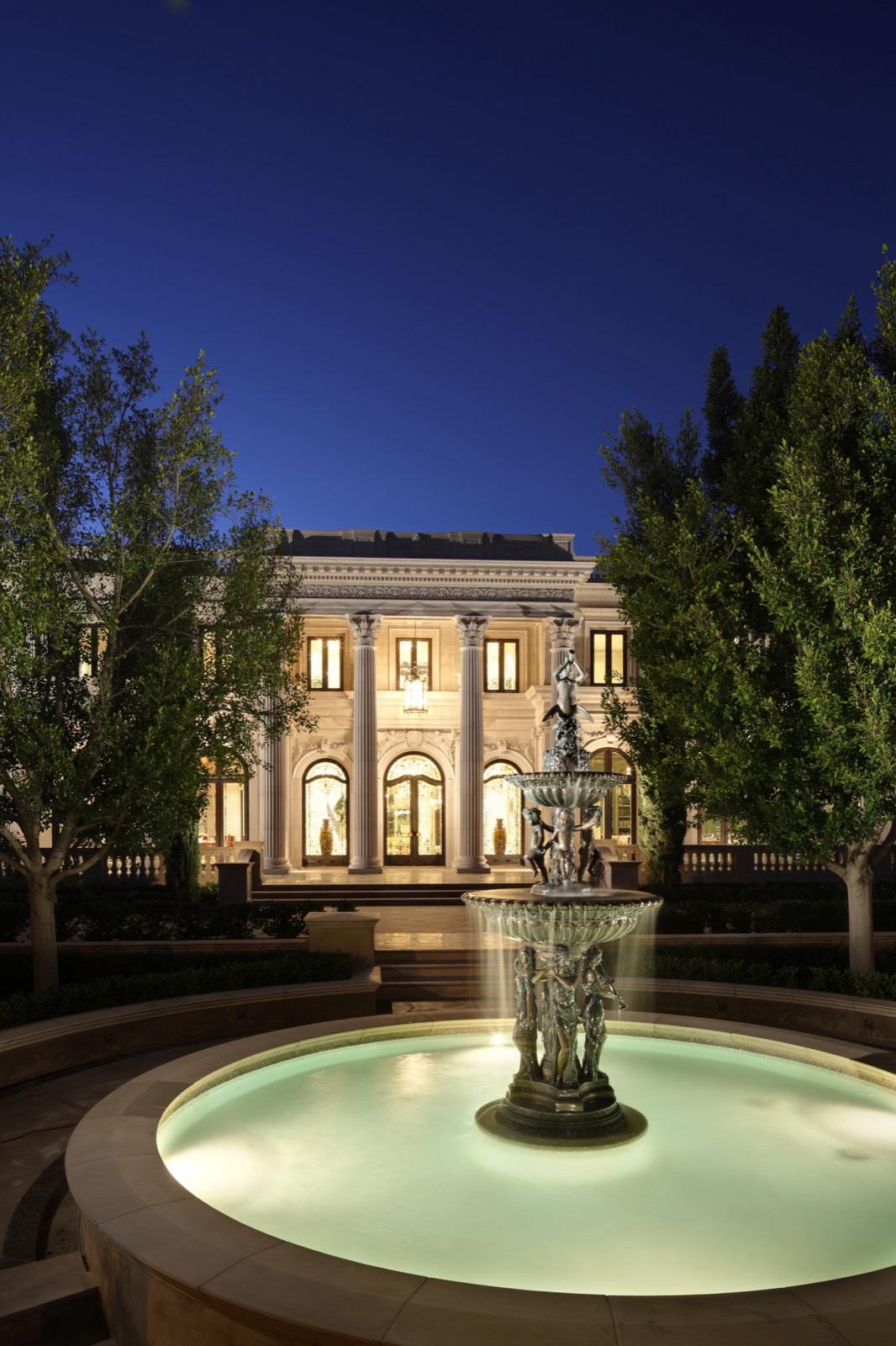 Sunset Mansion — photo 3