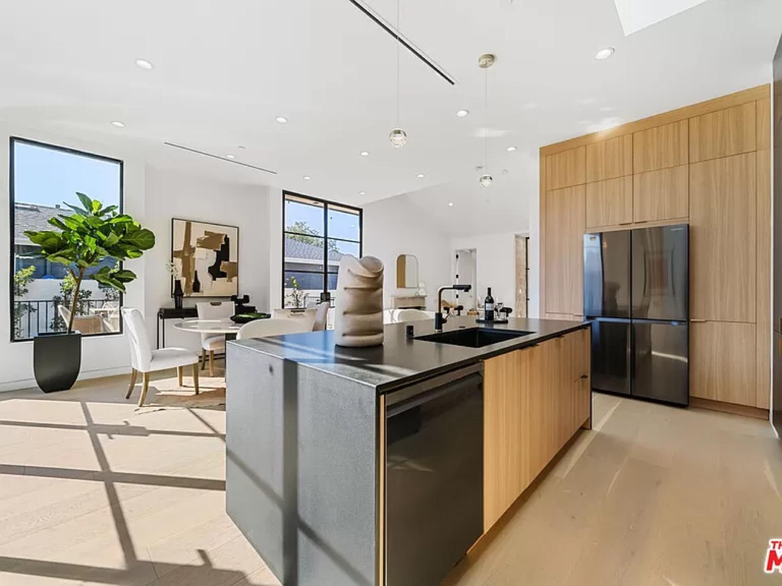 SV Sherman Oaks Modern Architecture Home — photo 3
