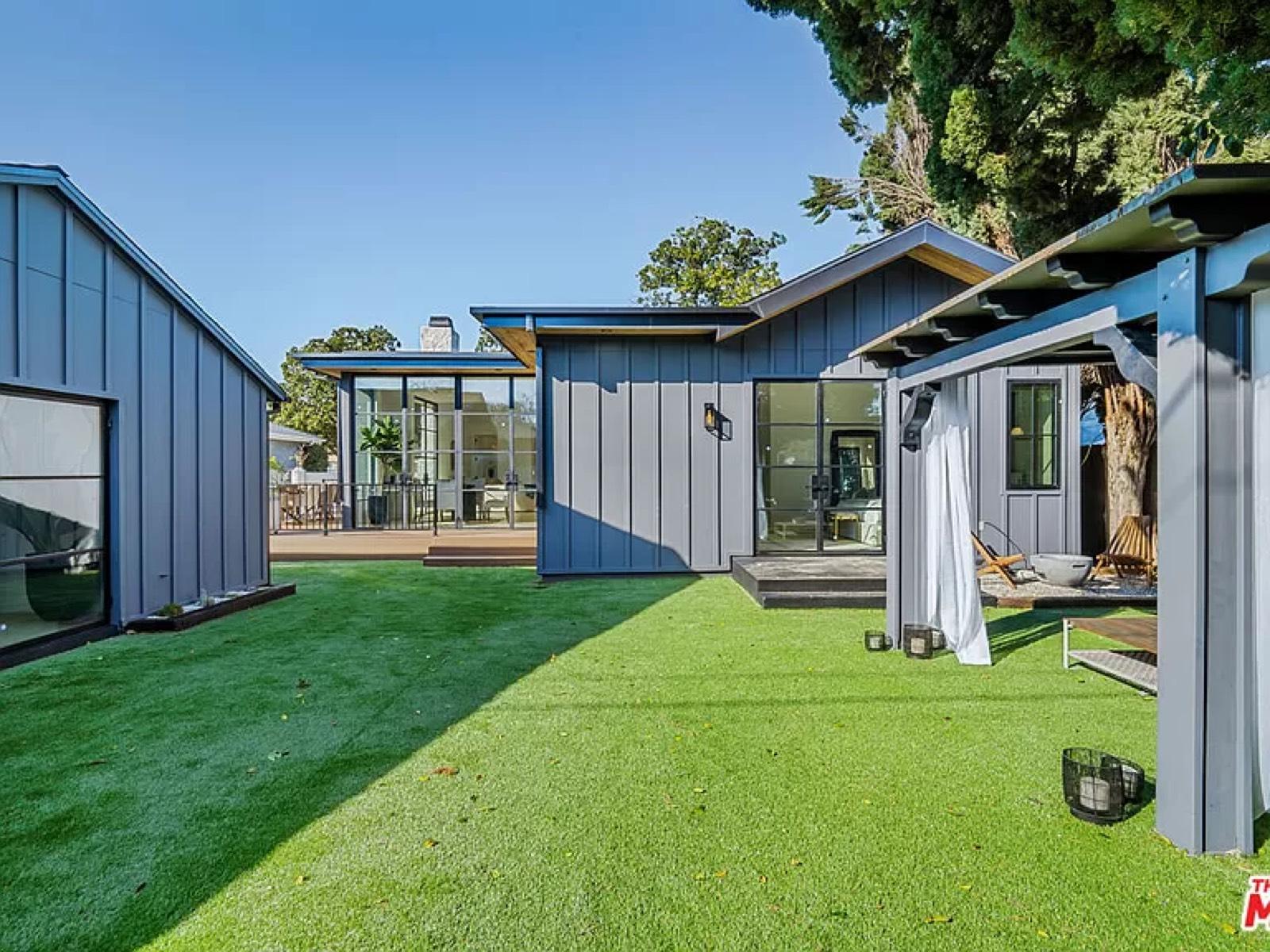 SV Sherman Oaks Modern Architecture Home — photo 1