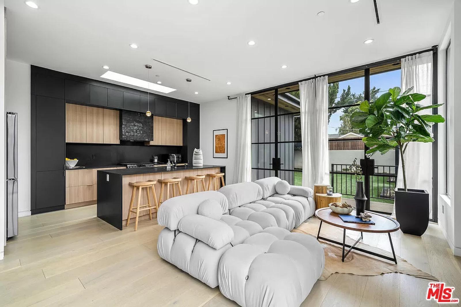 SV Sherman Oaks Modern Architecture Home — photo 5