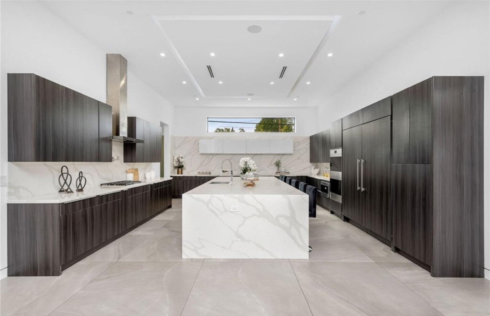 SW's Modern BOXY HOME — photo 5