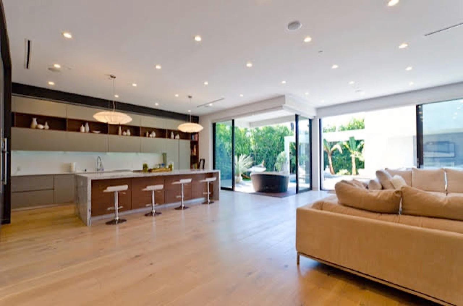 Sycamore Villa — photo 1