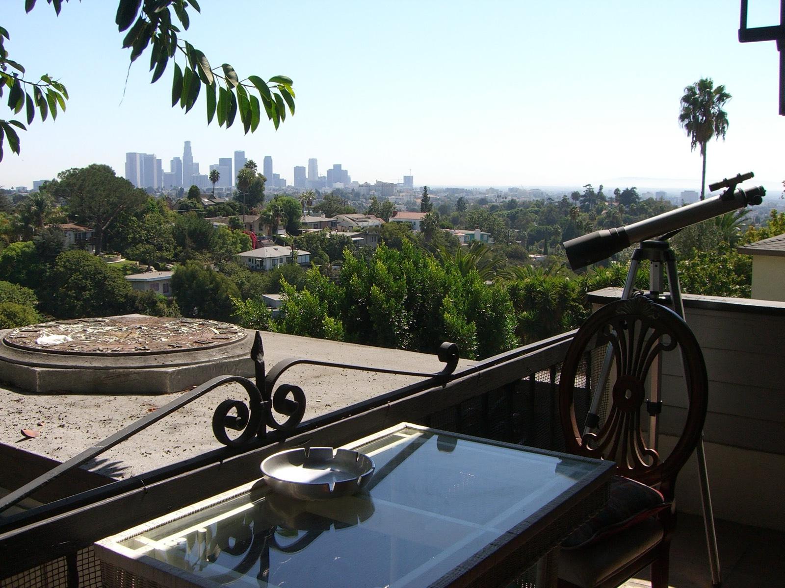 T Silverlake House — photo 1