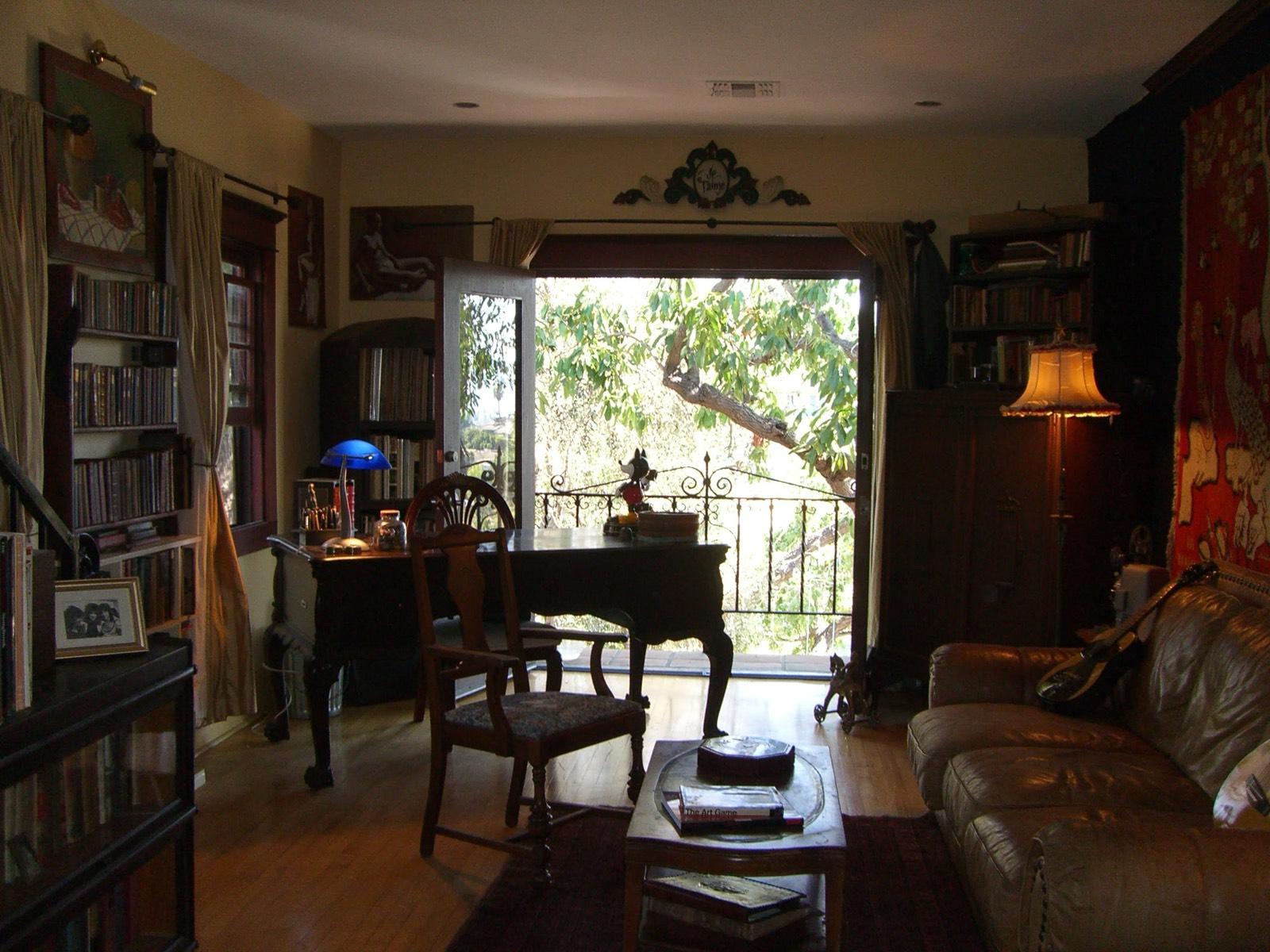 T Silverlake House — photo 9