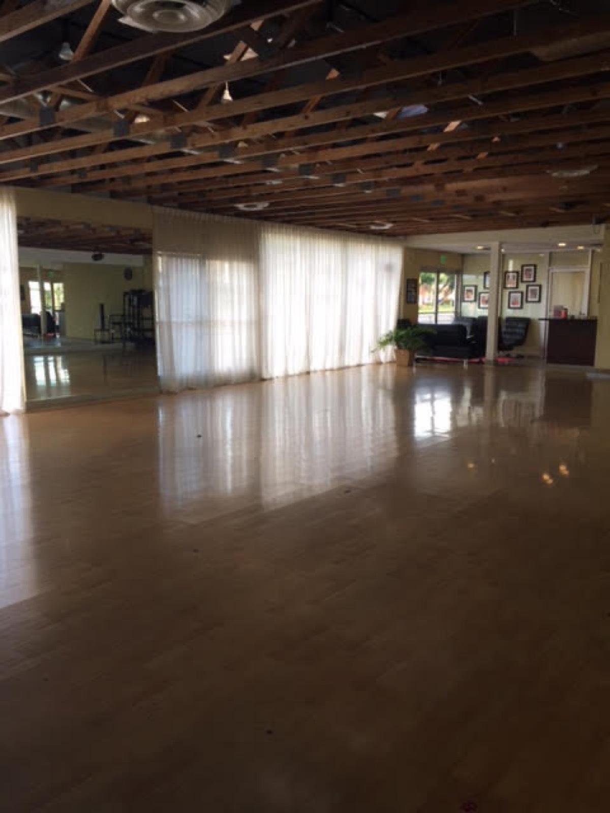 Tarzana Dance Studio — photo 10