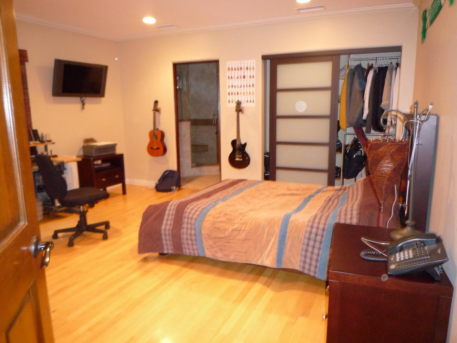 Tarzana House — photo 11