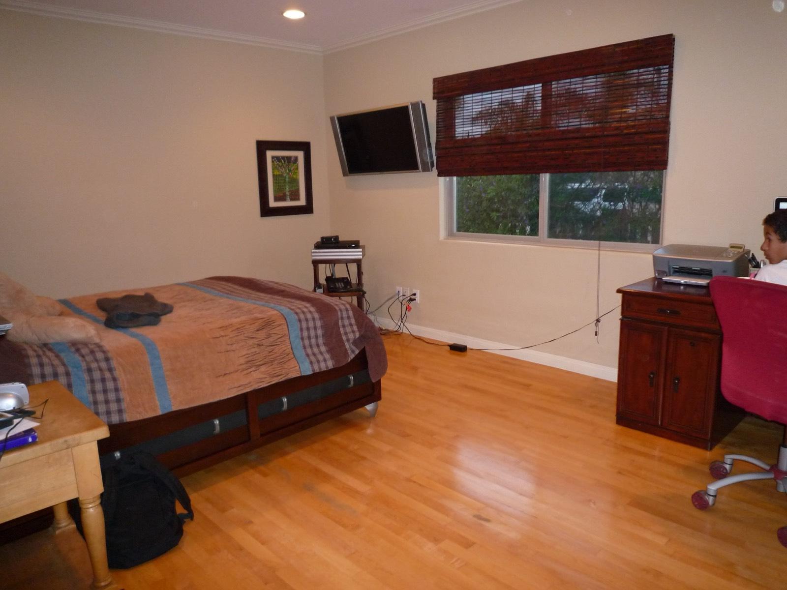 Tarzana House — photo 12