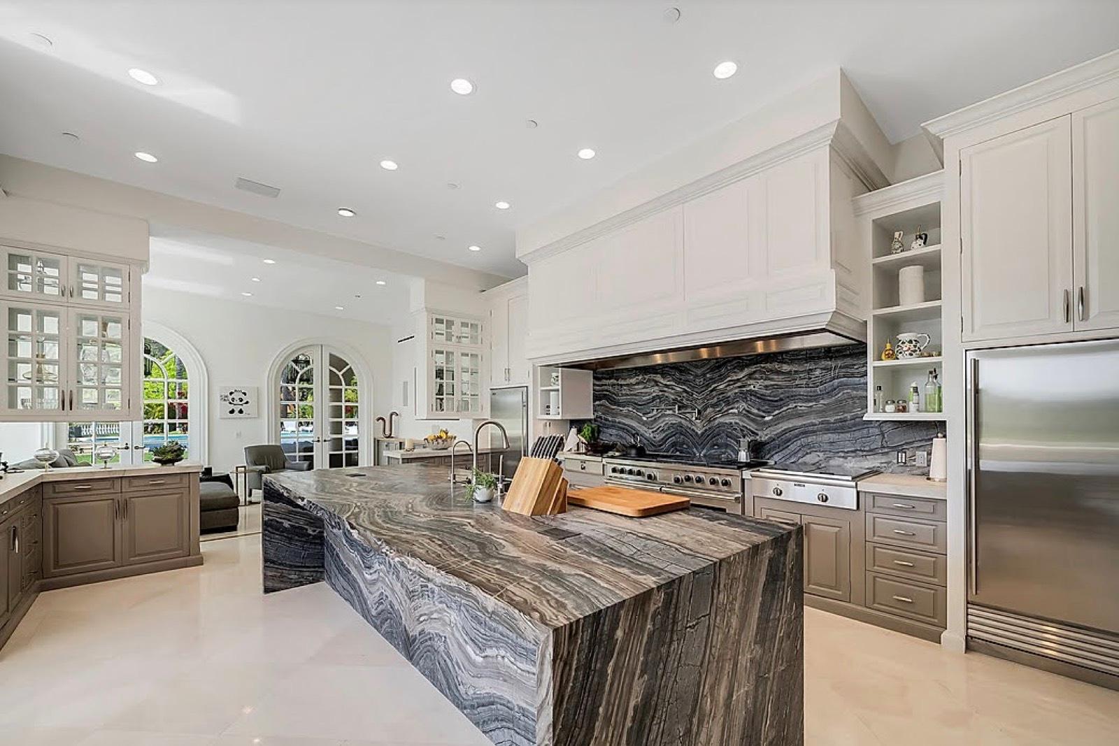 TC Med Modern estate — photo 11