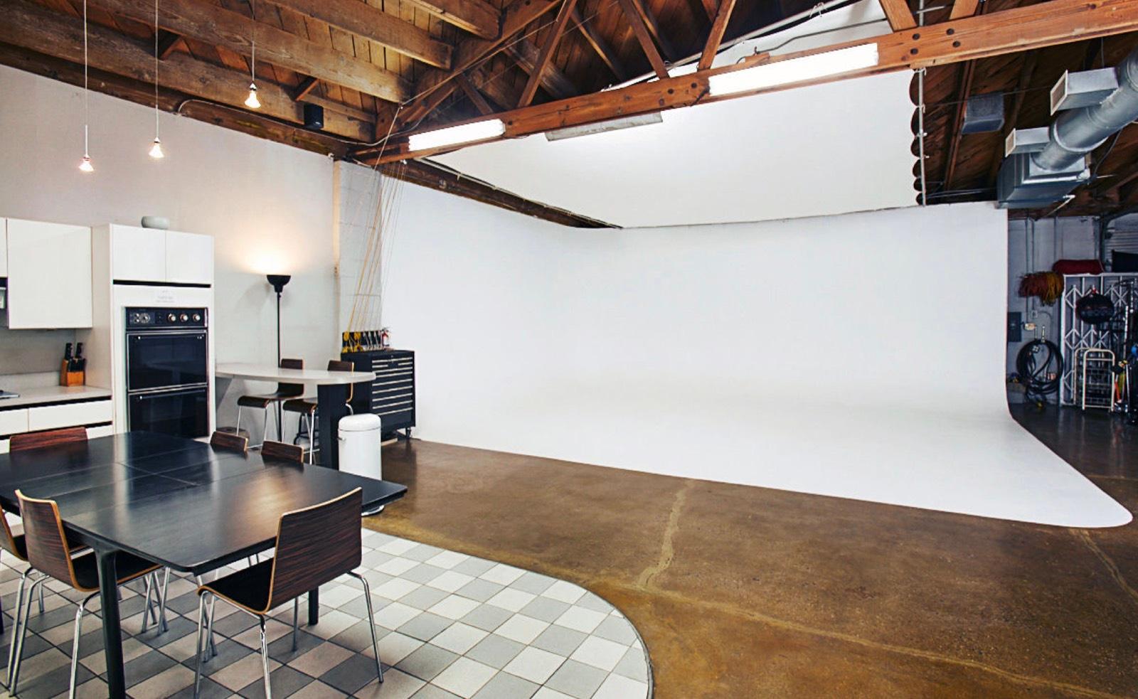 TG's Studio — photo 1