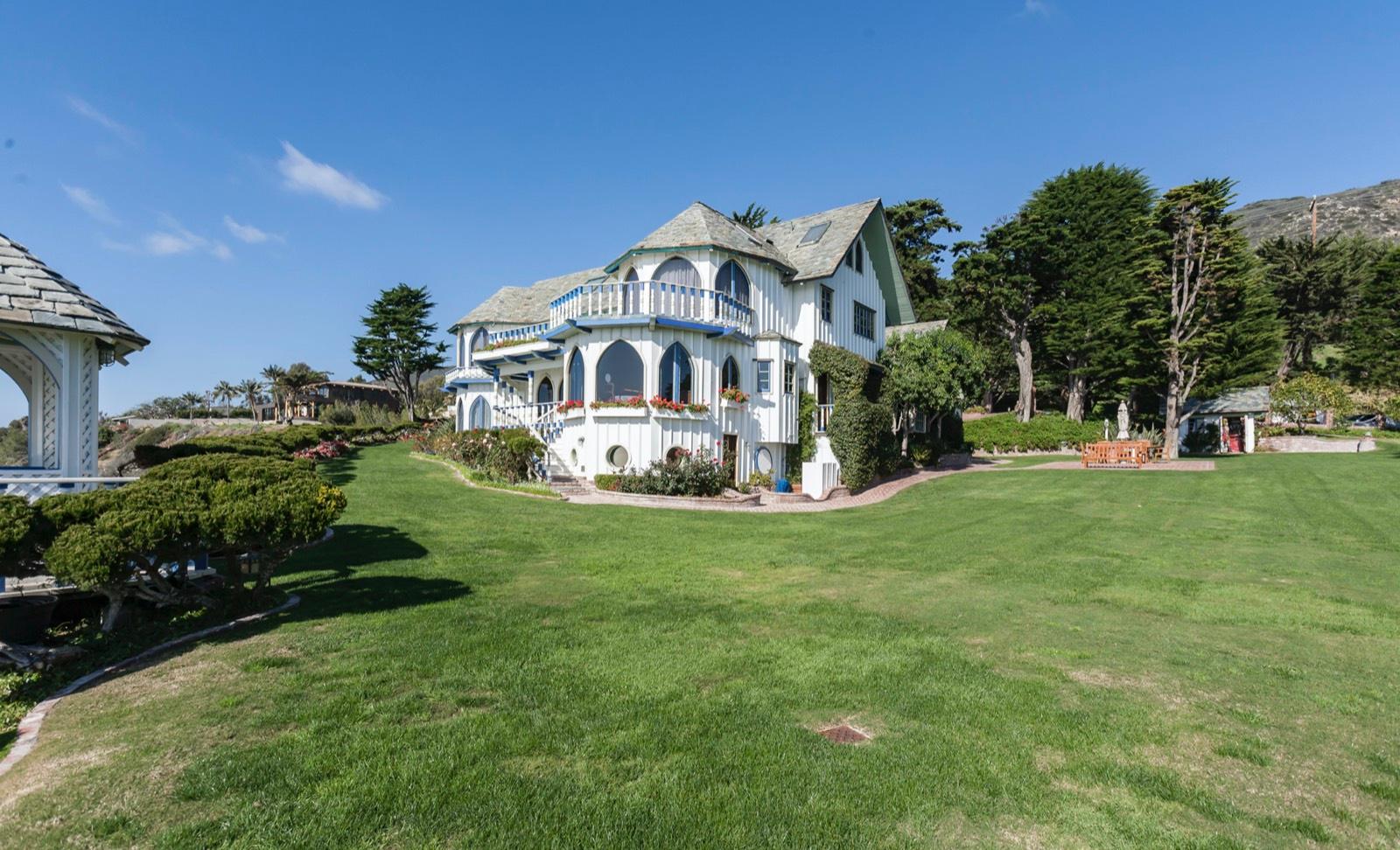 The Sea View Mansion — photo 8