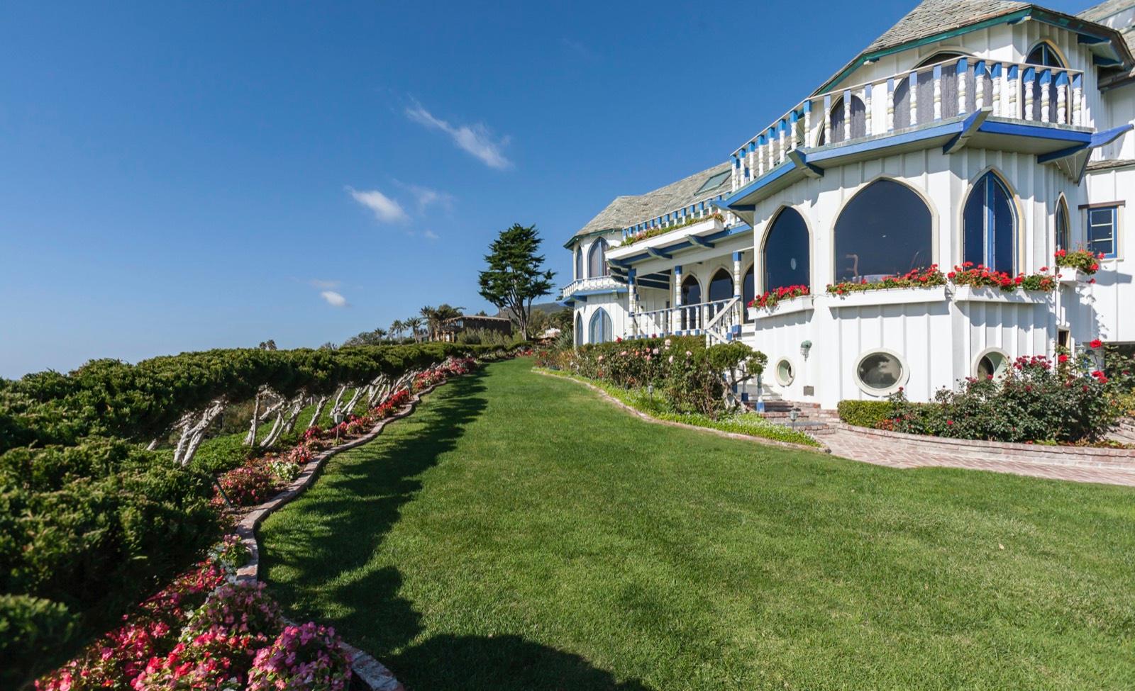 The Sea View Mansion — photo 9