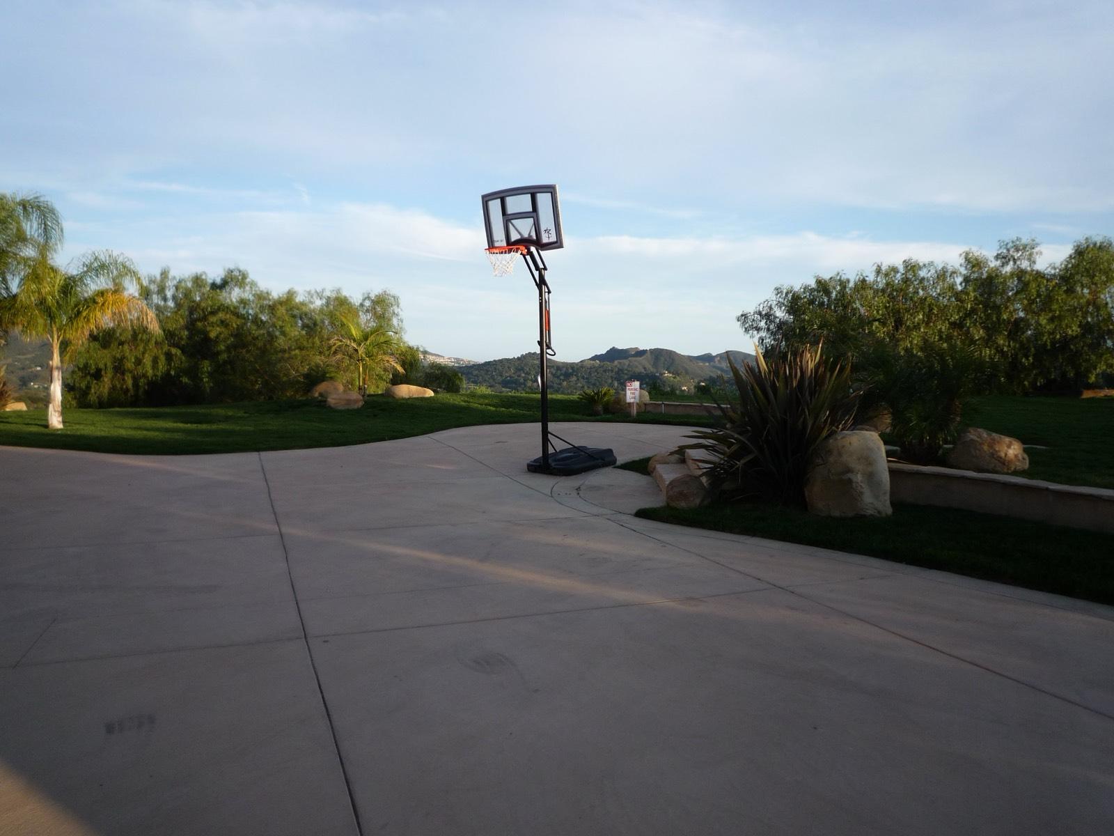 Topanga House — photo 2