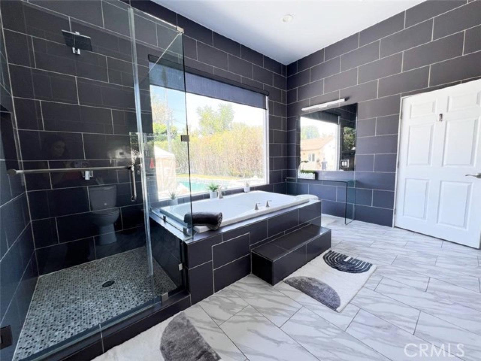 Topeka Home nice backyard modernish inside — photo 11