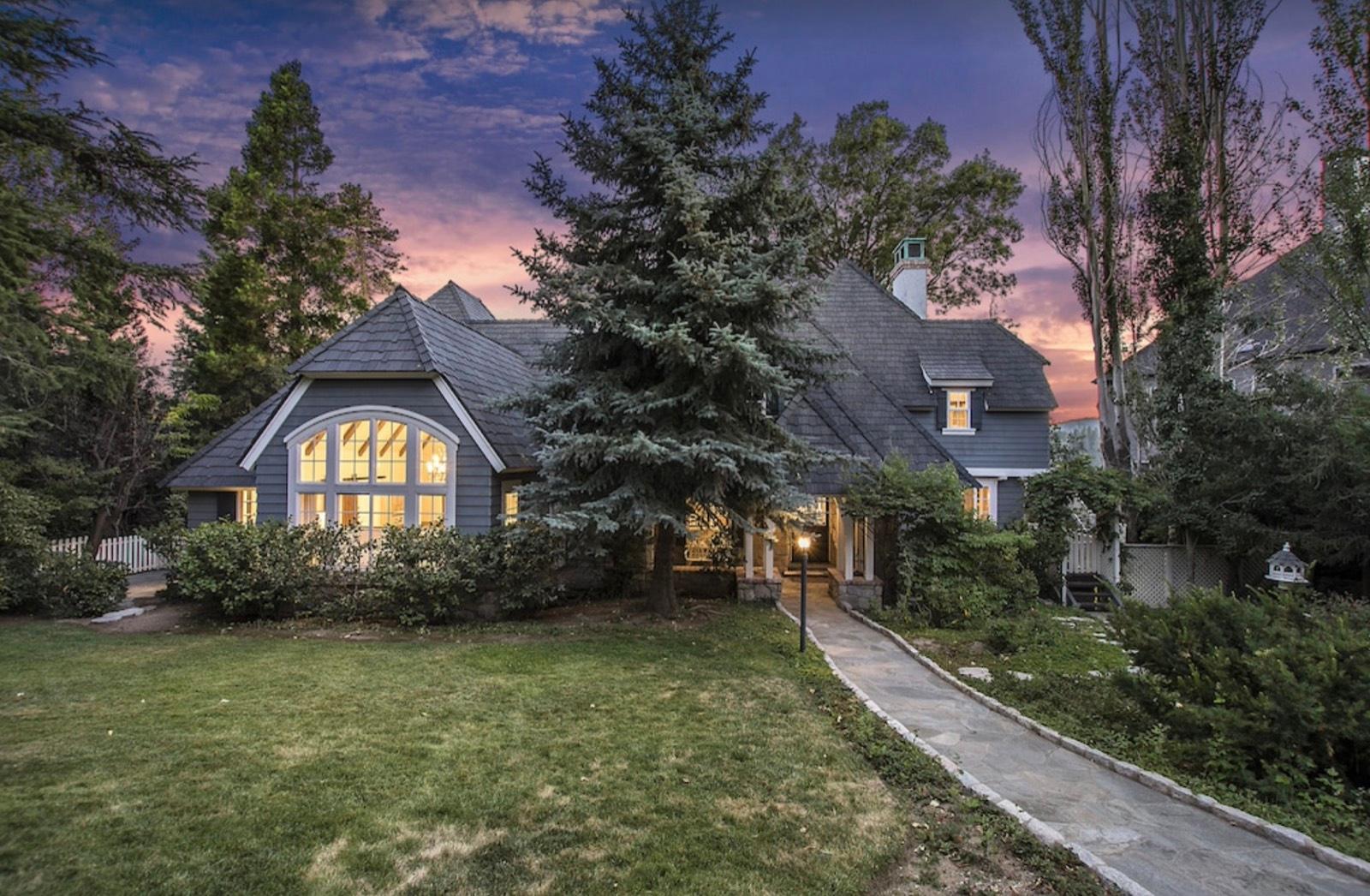 TP's Woodsy Mansion — photo 3