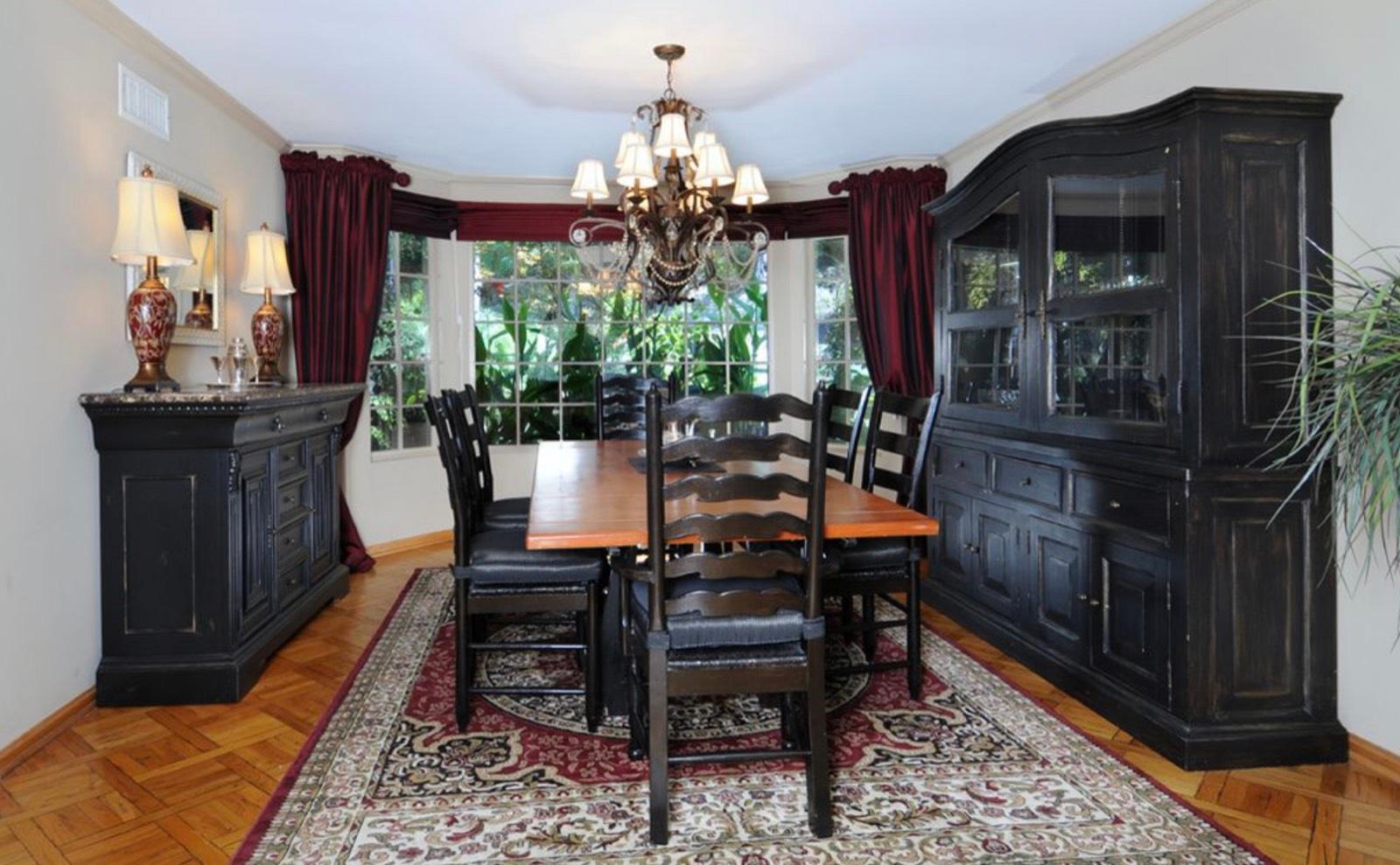 Traditional Winnetka House — photo 12