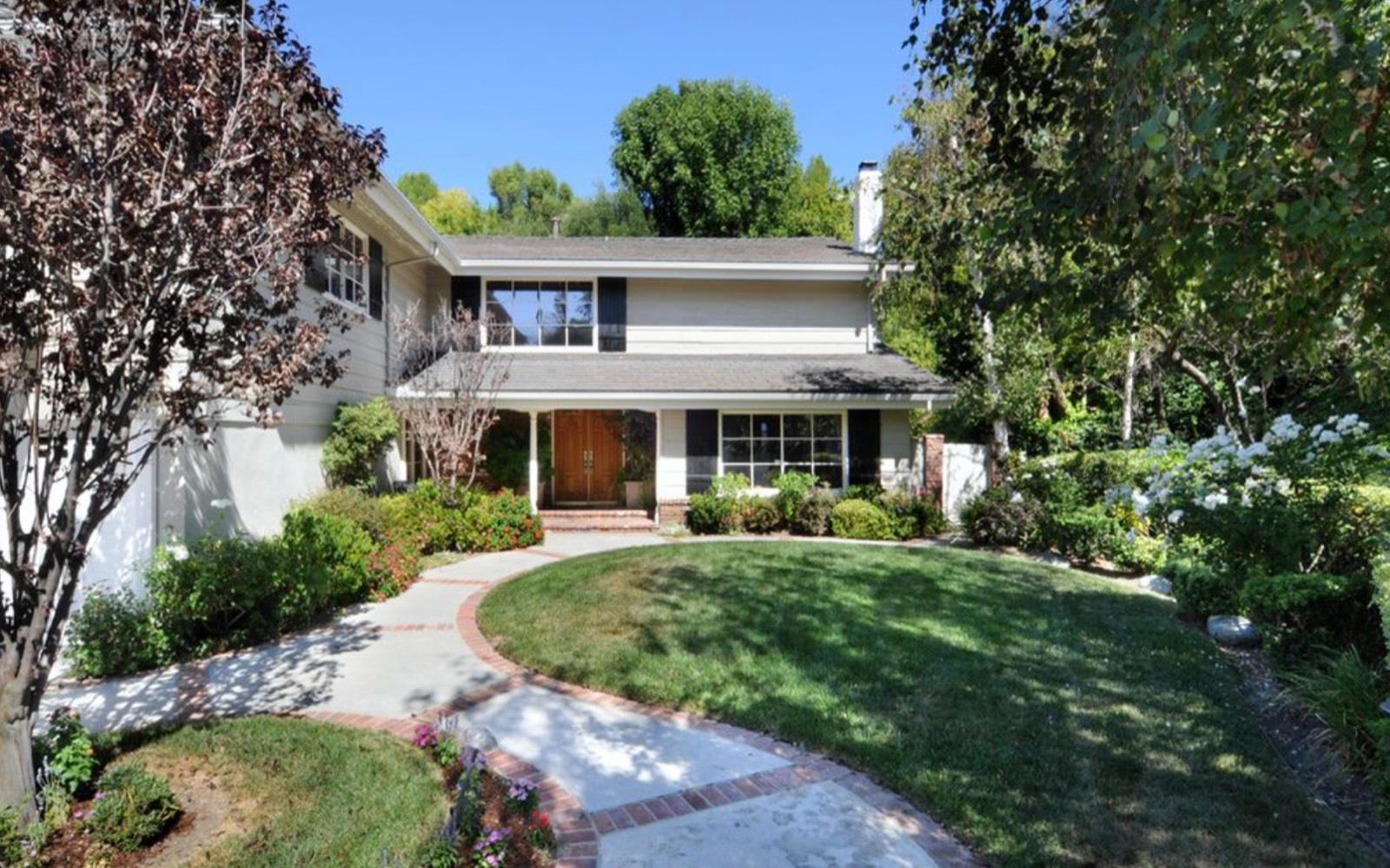 Traditional Winnetka House — photo 1