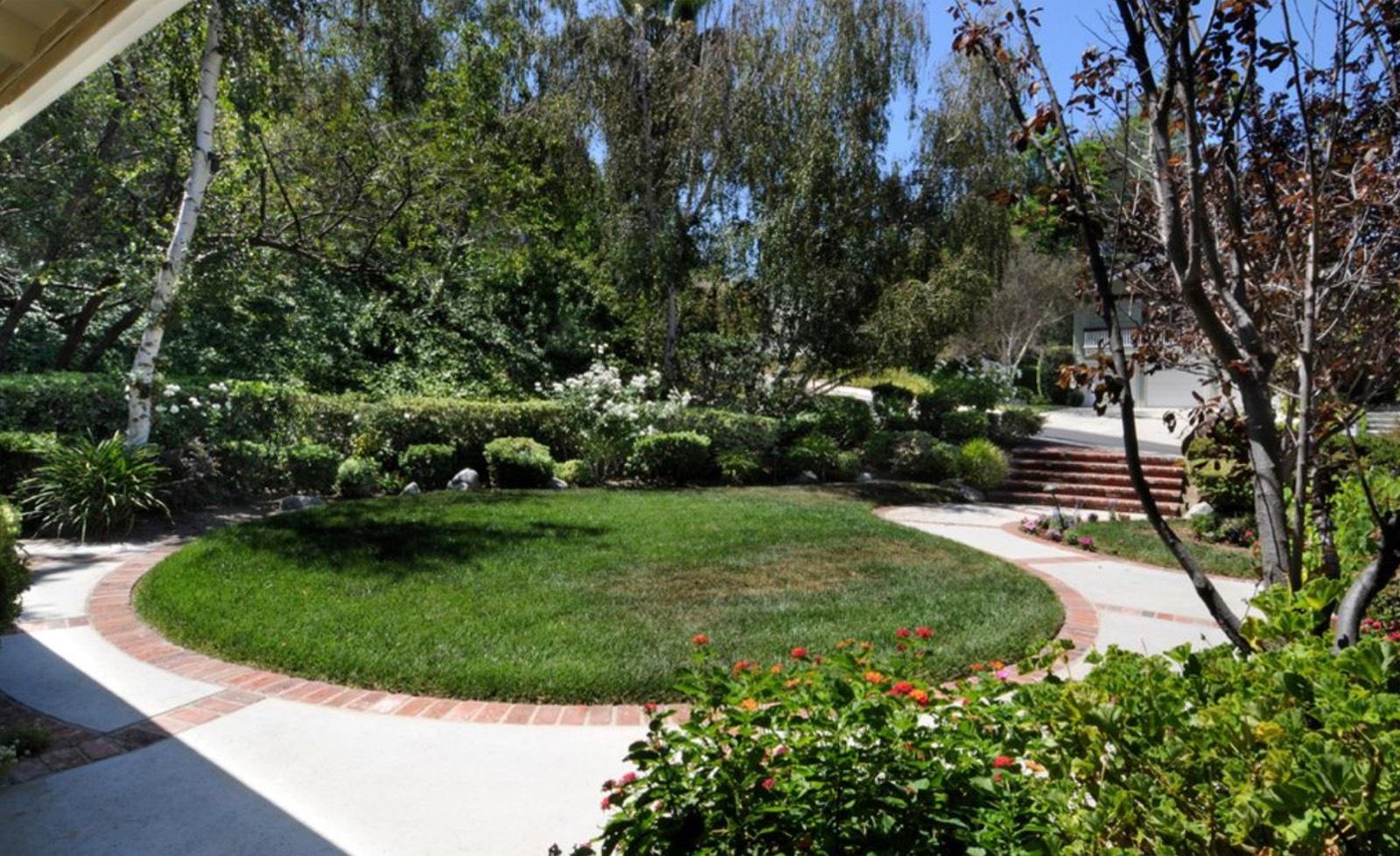 Traditional Winnetka House — photo 7